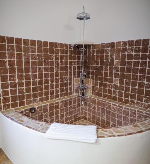 펜션 L Insoupçonnée Saint Rémy De Provence