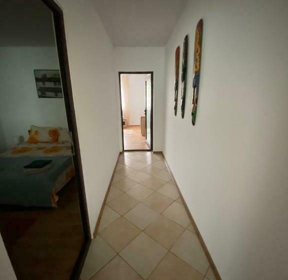 بنسيون La Cici Si Victor