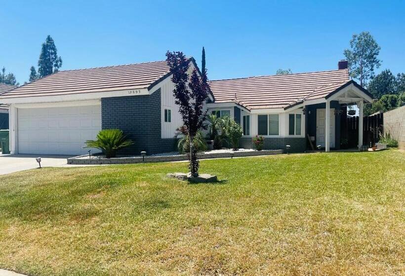 بنسيون Spacious Studio With Private Entry