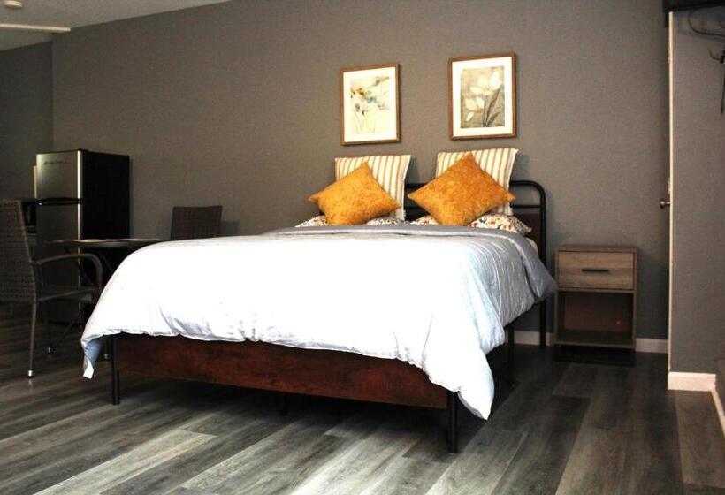 بنسيون Spacious Studio With Private Entry