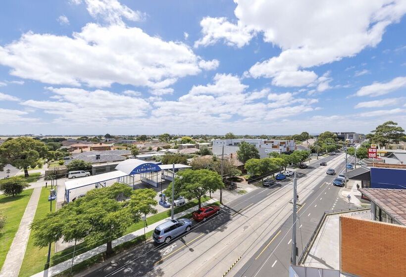 Punthill Essendon North