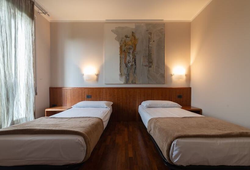 Querini Budget & Business Hotel Sandrigo