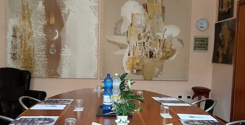 Querini Budget & Business Hotel Sandrigo