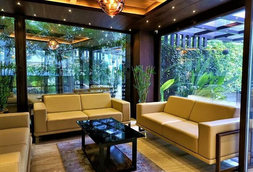 리조트 Retrieve Health & Wellness