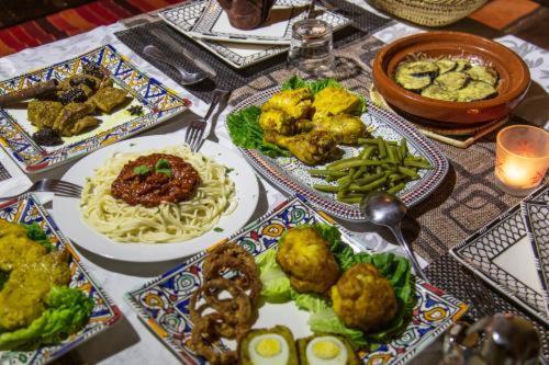 تختخواب و صبحانه Best Desert Luxury Camp