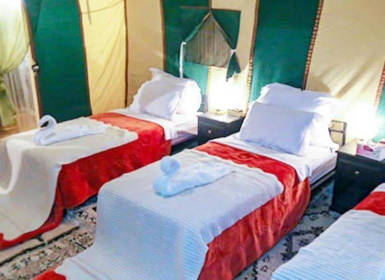 住宿加早餐 Best Desert Luxury Camp