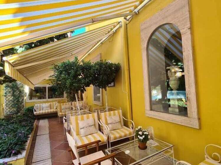 Bed and Breakfast Palazzo Cherubini Wellness E Spa