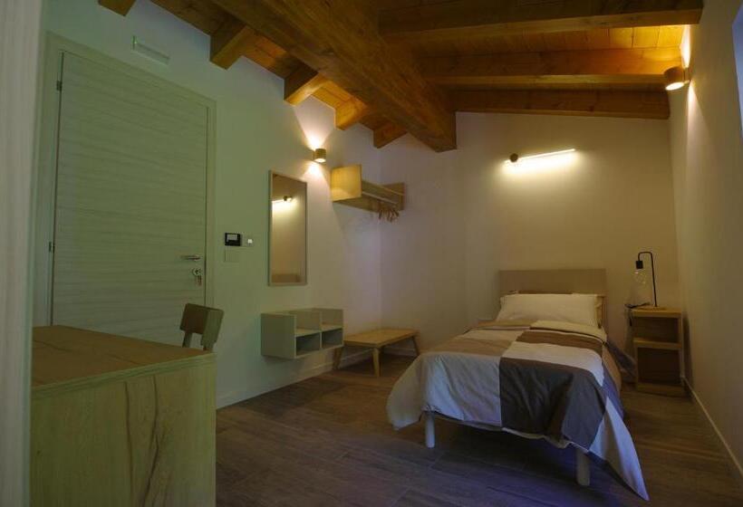 Bed and Breakfast Péstrofa