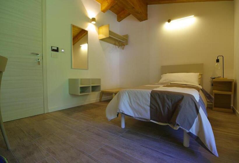 Bed and Breakfast Péstrofa