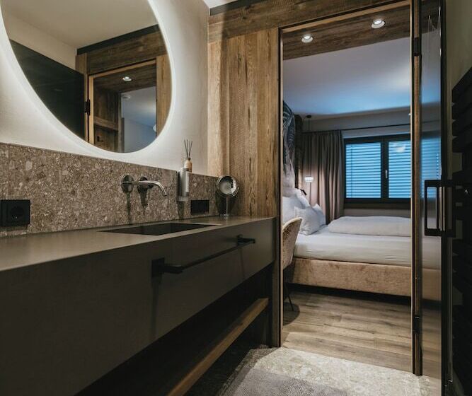 Black Eagle Luxury Appartements