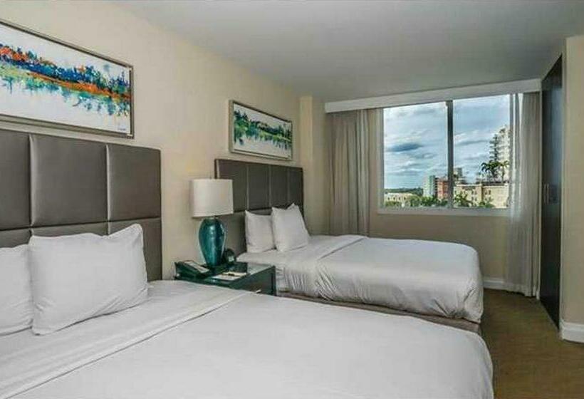 Hilton Doubletree Luxury Suite 2 Queen Beds Up To 6 Guests