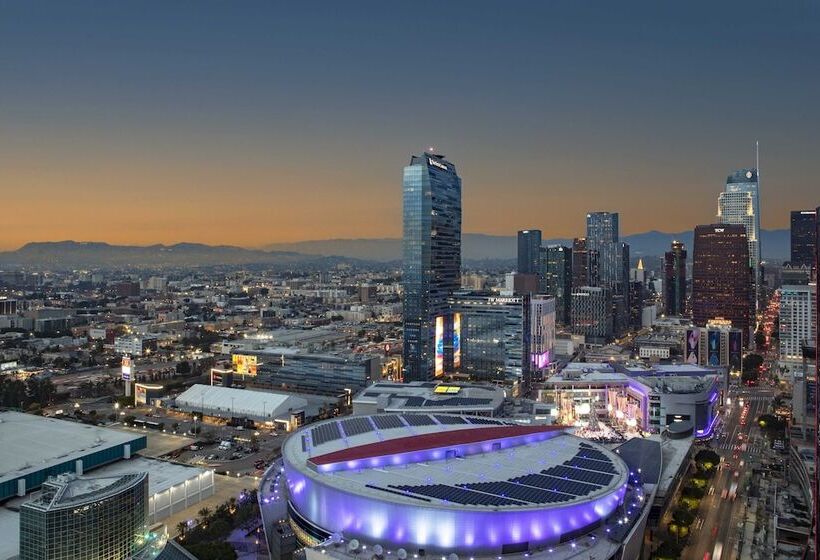 فندق Moxy Downtown Los Angeles
