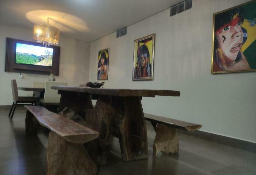 בית מלון כפרי Pousada Da Gi Suítes E Turismo