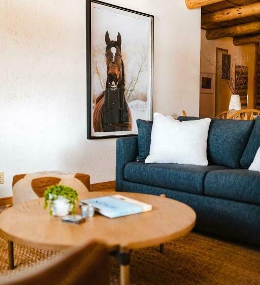 فندق Teton Cabins