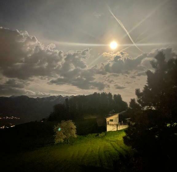 Aparthotel Almgasthaus Gemsli A Bisal österreich überm Schweizer Rheintal