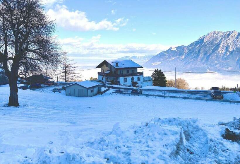 Aparthotel Almgasthaus Gemsli A Bisal österreich überm Schweizer Rheintal