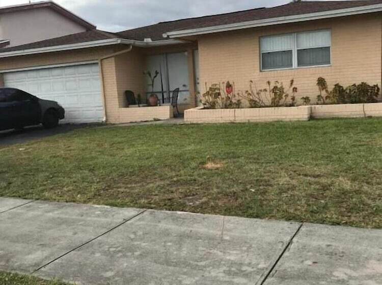 بنسيون Cozy Guest House Florida Sunrise