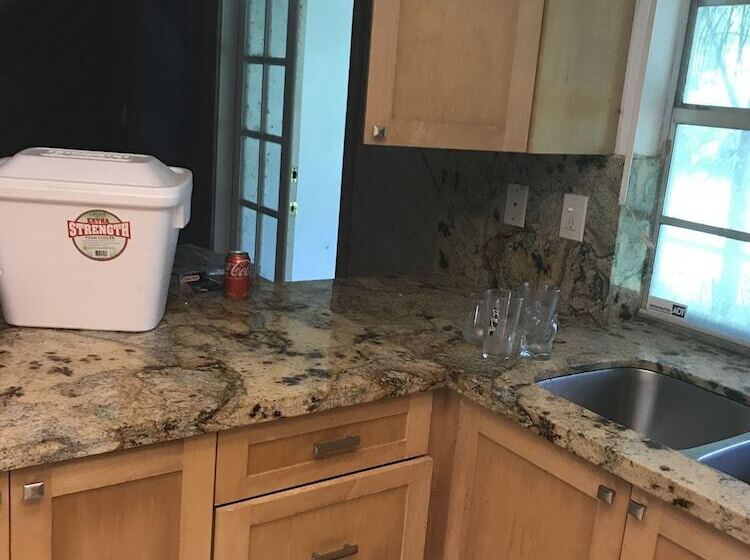 بنسيون Cozy Guest House Florida Sunrise