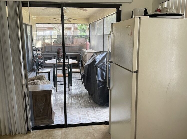 بنسيون Cozy Guest House Florida Sunrise