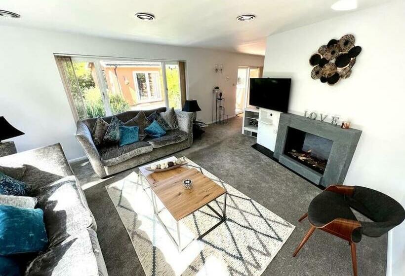 بنسيون Seven Limes