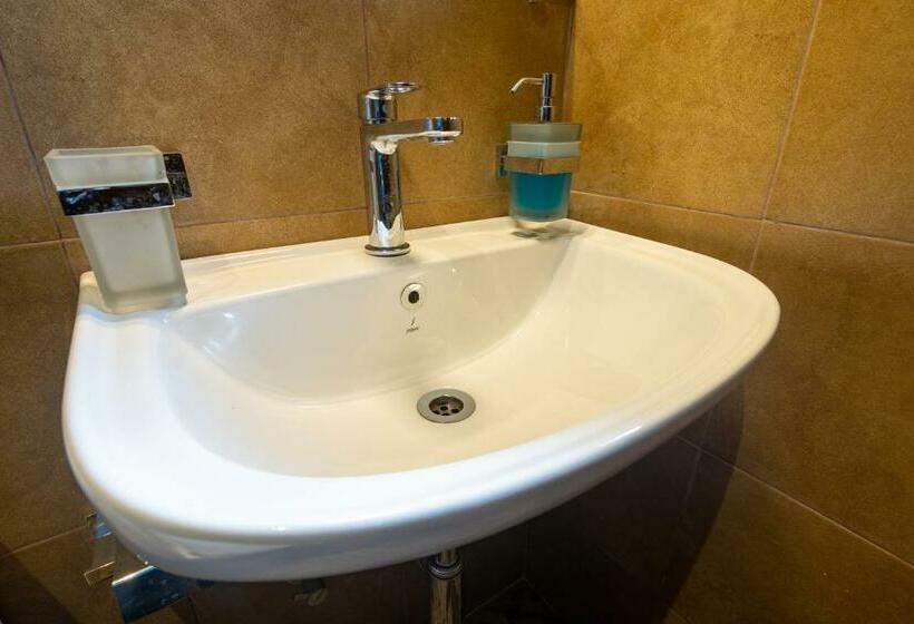 منتجع Justa Casa Frangipani Assagao   03 Km From Anjuna Beach