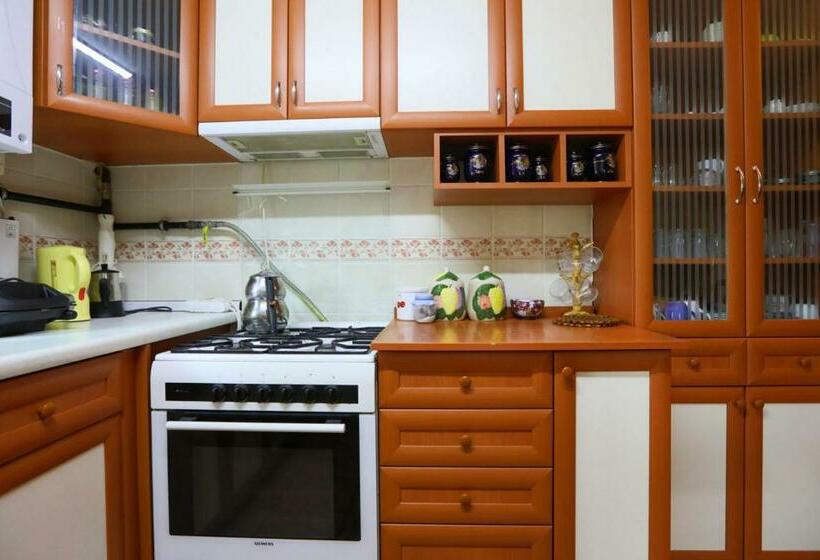 Serene House Surrounded By Nature In Beykoz