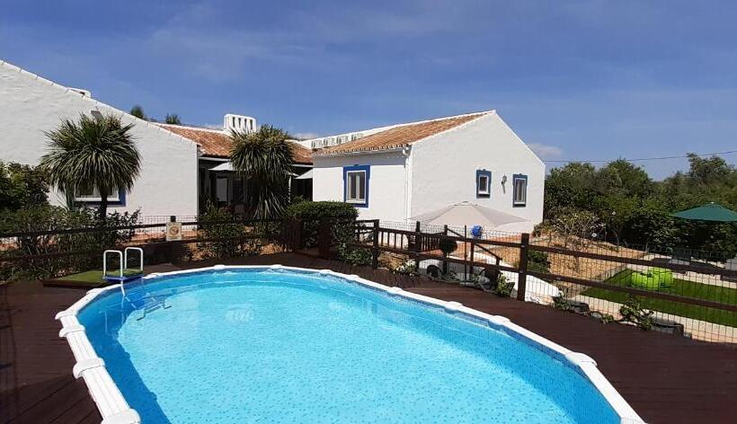 مبيت وإفطار Aprahouseloule Guesthouse