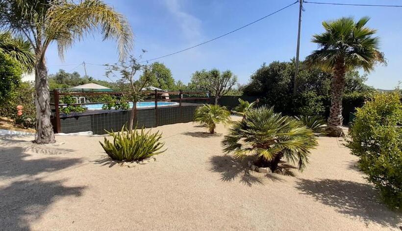 مبيت وإفطار Aprahouseloule Guesthouse