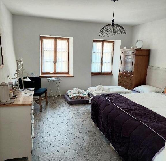 Bed and Breakfast Aux Trois Soleils