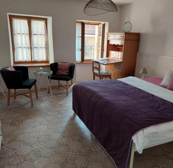 Bed and Breakfast Aux Trois Soleils