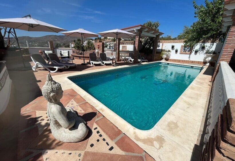 تختخواب و صبحانه Casa Hermosa