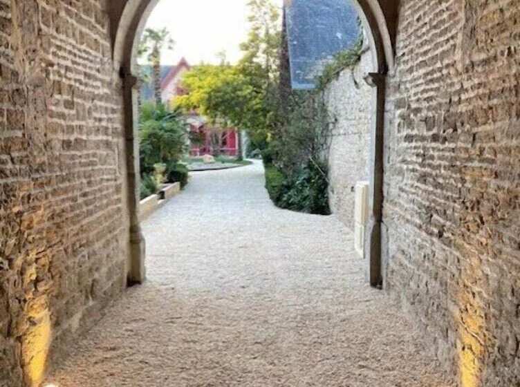 مبيت وإفطار La Suite