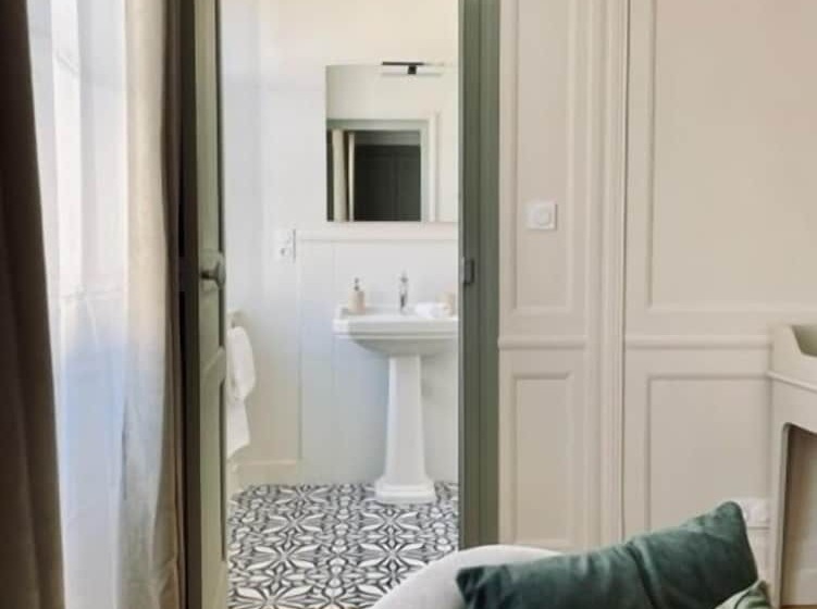 مبيت وإفطار La Suite