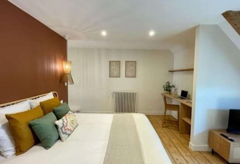 مبيت وإفطار La Suite