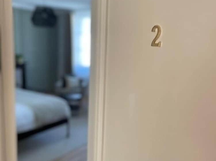 مبيت وإفطار La Suite