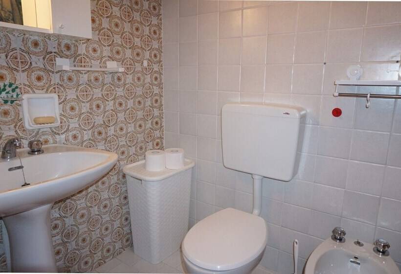 Luminous Flat With Big With Terrace   Beahost