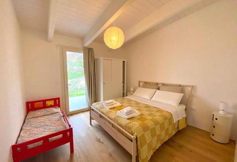 בית מלון כפרי Agriturismo   Apis In Tabula