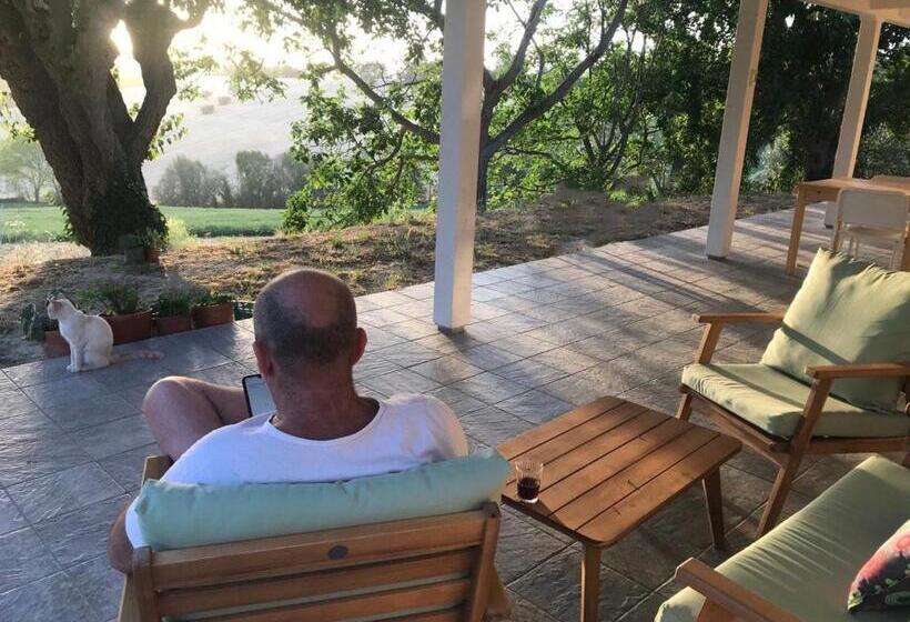 בית מלון כפרי Agriturismo   Apis In Tabula