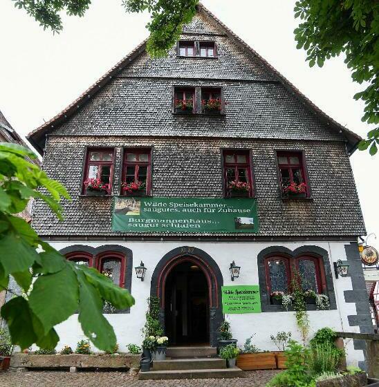 Отель Burgmannenhaus