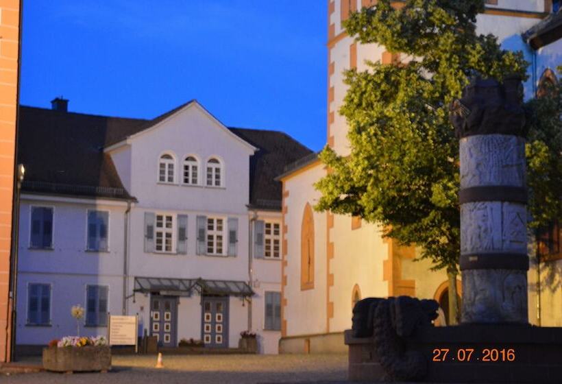 Отель Burgmannenhaus