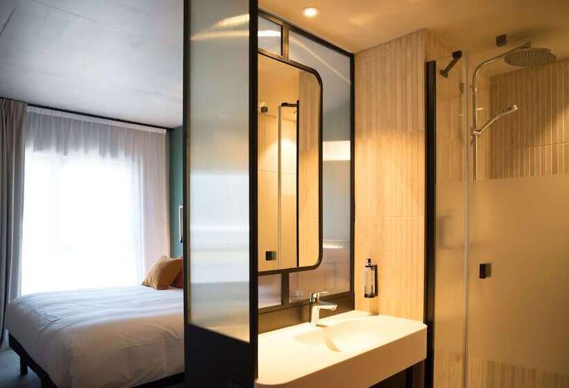 호텔 Campanile Saintbrieuc Centre Gare