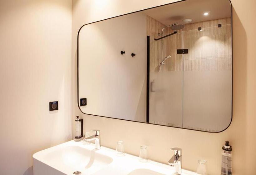 호텔 Campanile Saintbrieuc Centre Gare