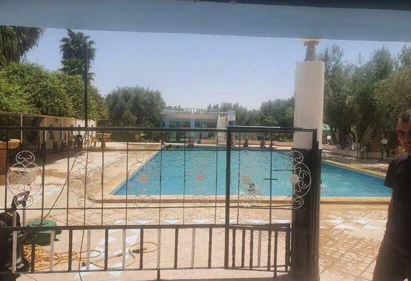 هتل Complex Europe