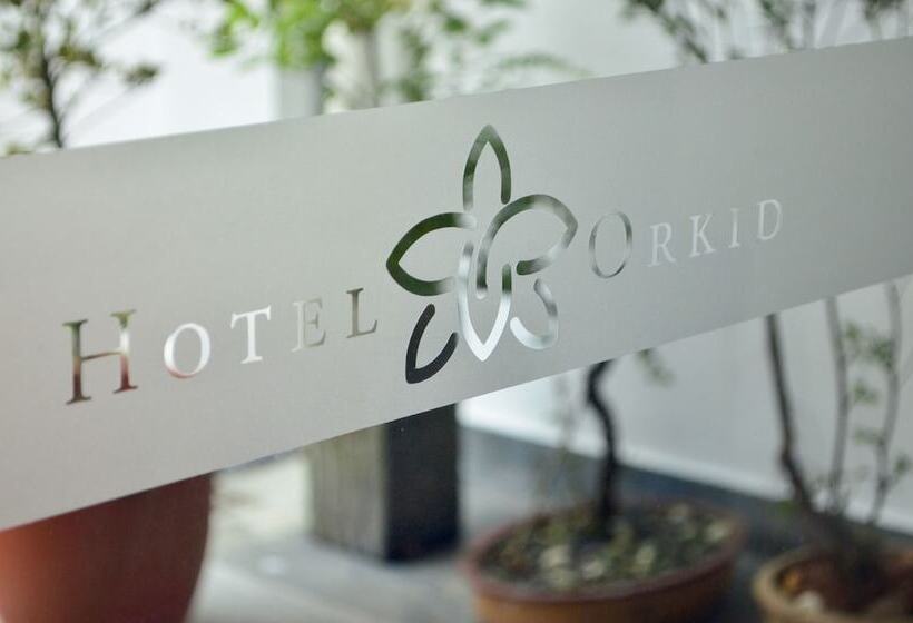 Отель Orkid Port Klang