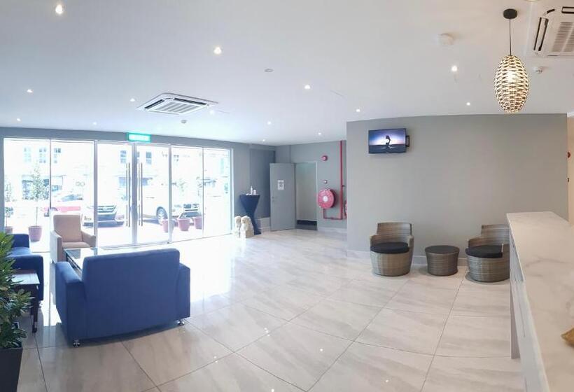 Отель Orkid Port Klang