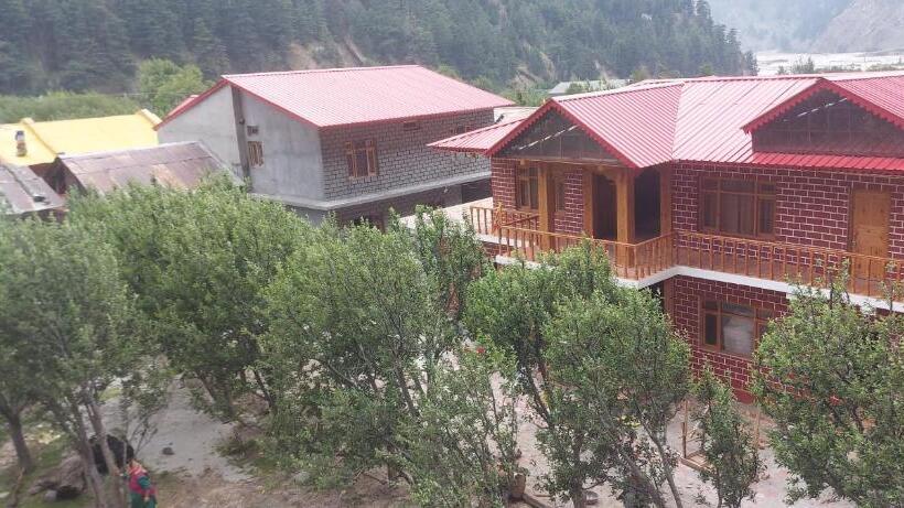 Отель Royal Hillcrest