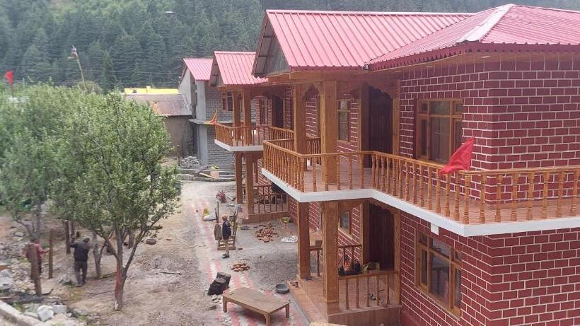 Отель Royal Hillcrest