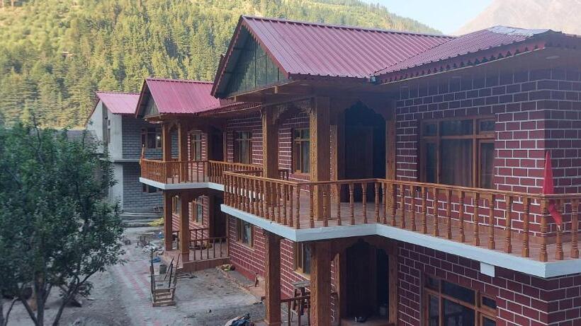 Отель Royal Hillcrest