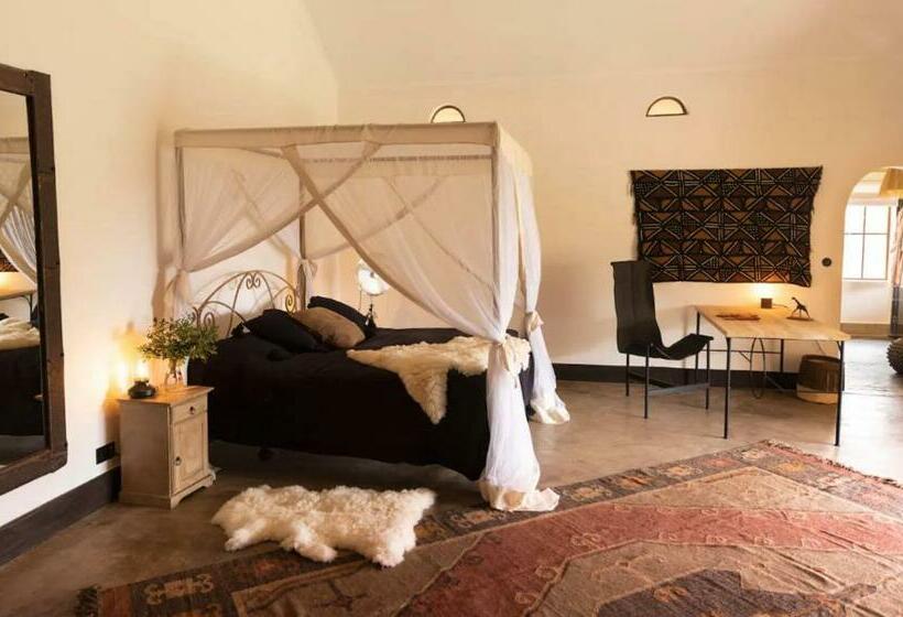 Отель Wildlife Residence