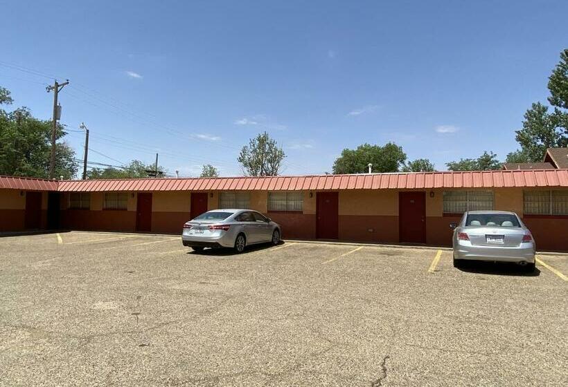 فندق على الطريق Deluxe Inn